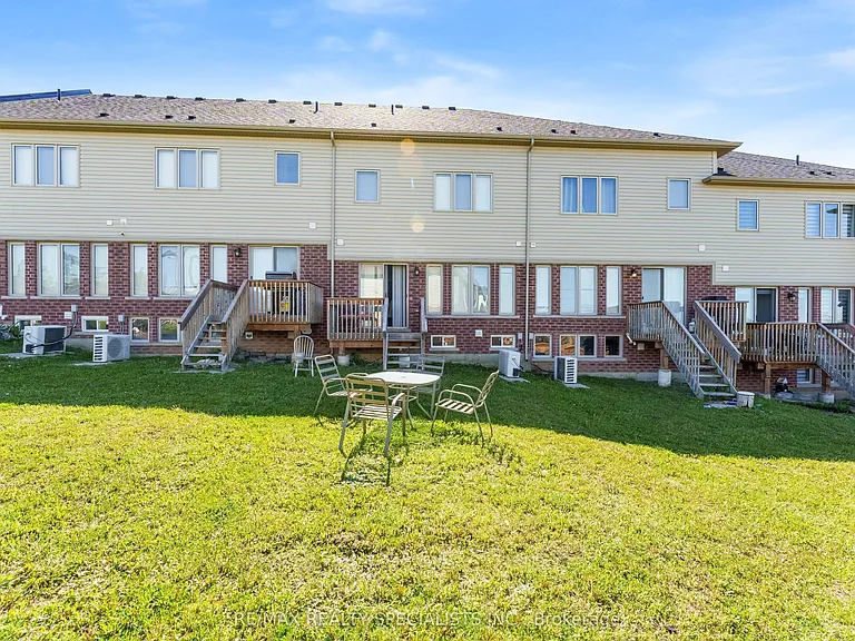 740 Linden Dr #4 — Photo 34