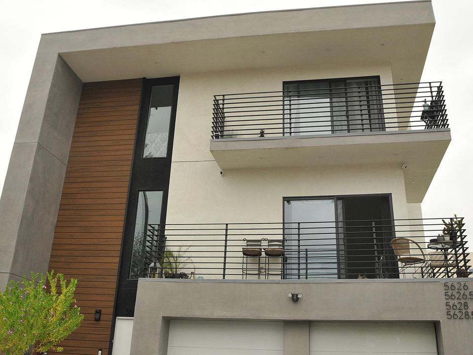 1st image of 5628 1/2 Auckland Ave