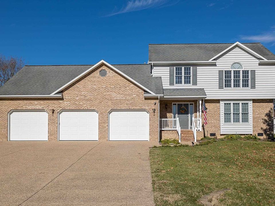 1st image of 10375 Whispering Pine Ln