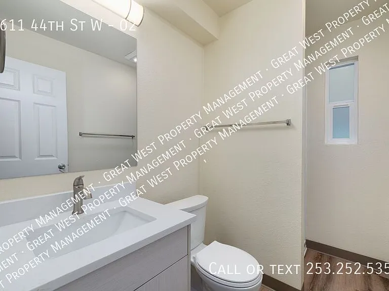 7611 44th St W #2 — Photo 8