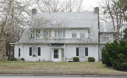 1st image of 3205 N Front St #B-1