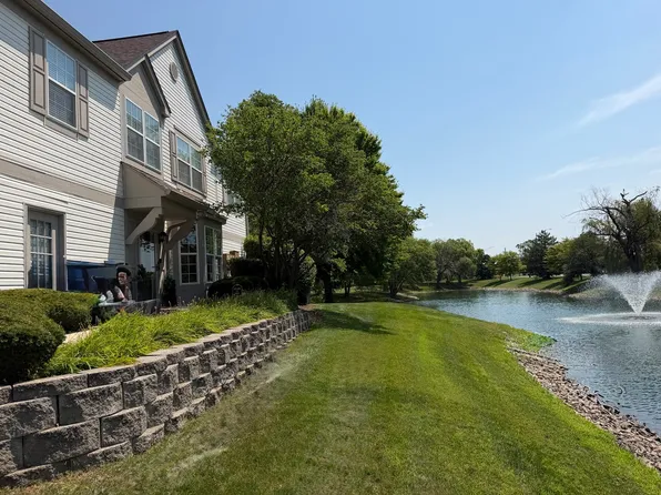 2716 Rockport Ln, Naperville, IL 60564
