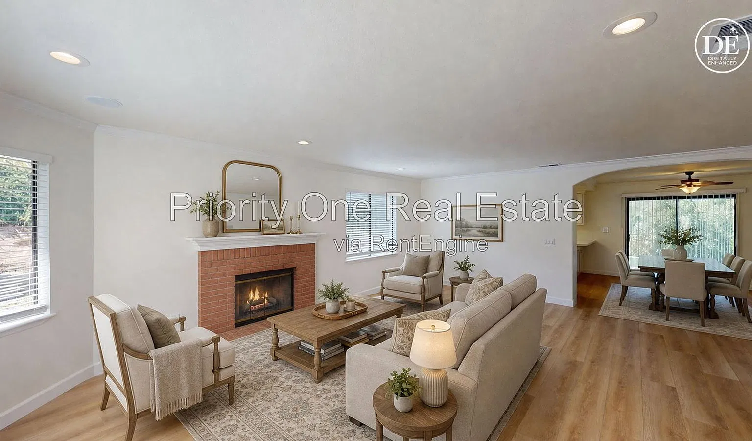 3 bed, 2.0 bath, 1434 sqft, $4,000 — Photo 2