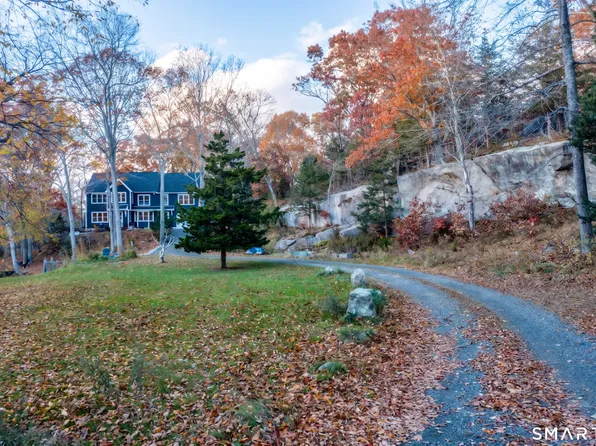 83 Jacobs Lane, Guilford, CT 06437