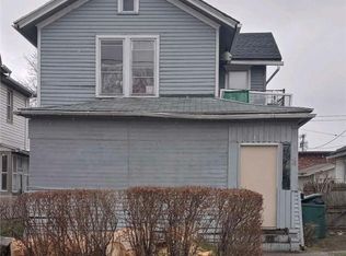 28 Sherman St, Rochester, NY 14606