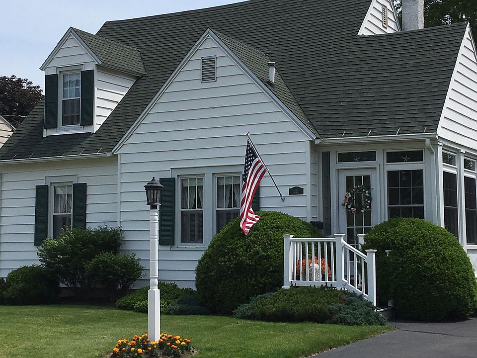 321 Elizabeth Street, Vestal