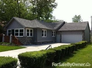 30 Riverside Dr, Mount Clemens, MI 48043