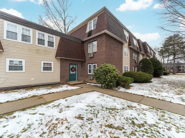 180 Main St APT 6109, Bridgewater, MA 02324