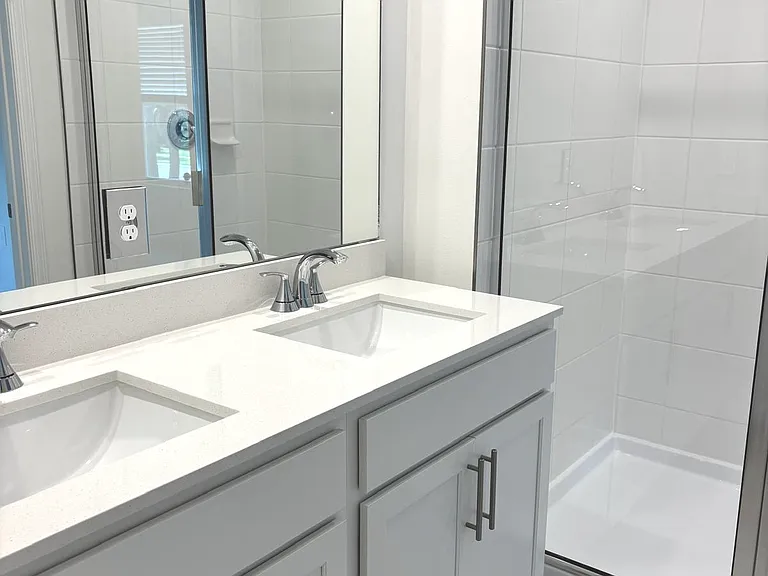 12949 SW Forli Way — Photo 15