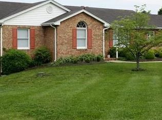 1711 Oakwood St, Bedford, VA 24523