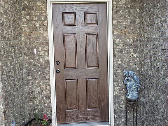 2nd image of 211 Range Rd