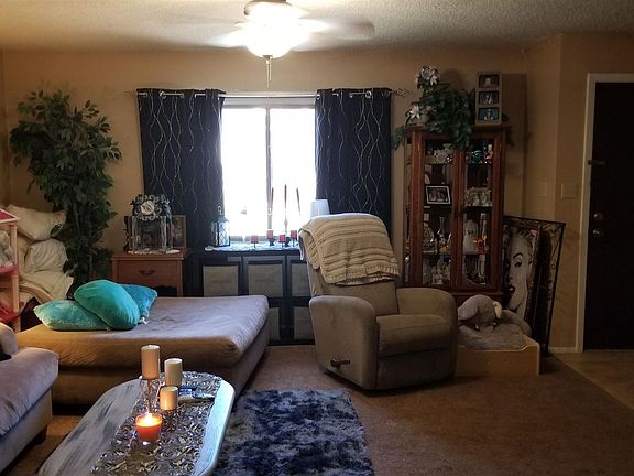 4th image of 8422 N 54th Dr