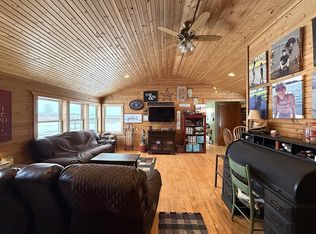 3876 230th St, Montevideo, MN 56265