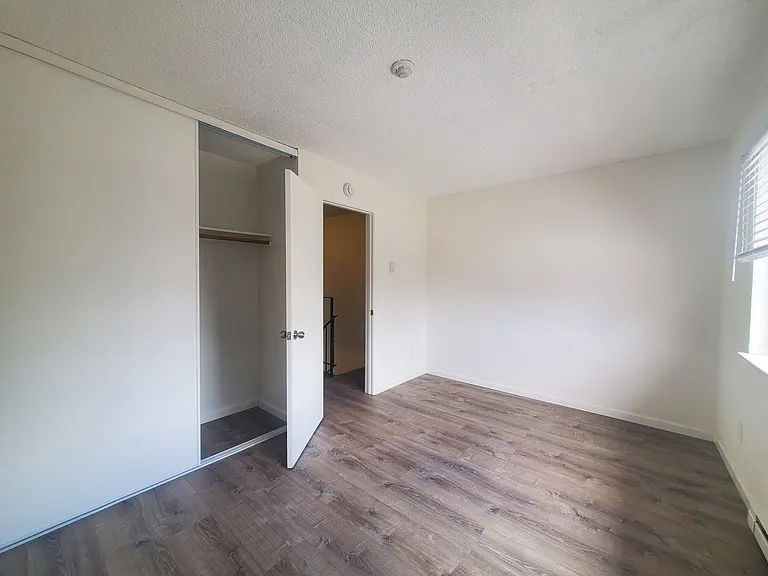 928 Civic Center Dr #3 — Photo 4