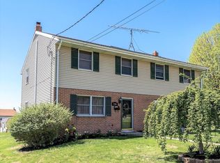 930 Church St, Mount Joy, PA 17552