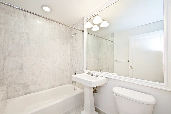 Rented by R New York | media 37