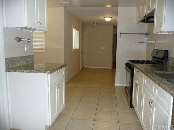 5th image of 13345 Sayre St