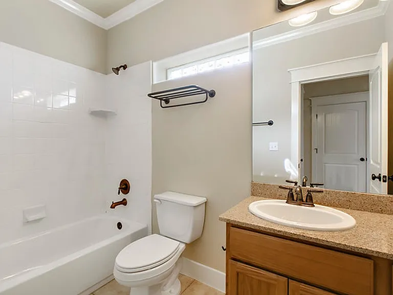 508 Elmwood Pl #C — Photo 17