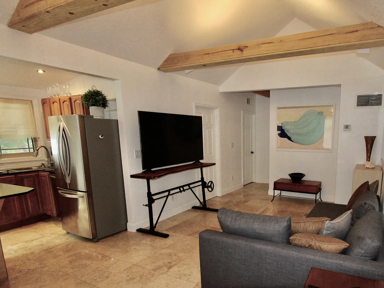 2 bed, 700 sqft, $3,500 — Photo 4