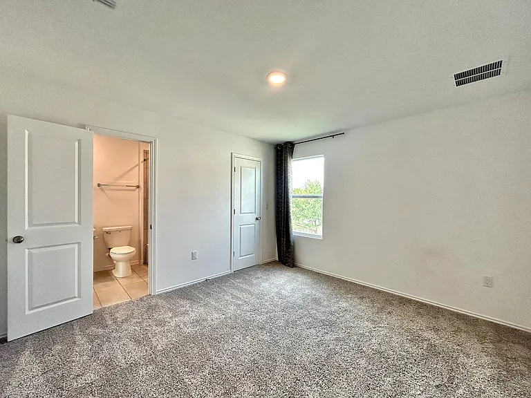 10412 Premier Park St — Photo 18