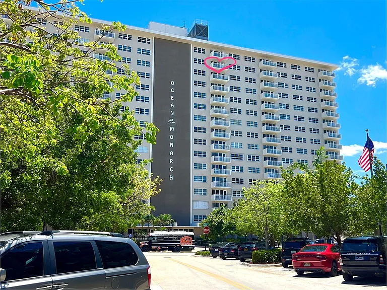 133 N Pompano Beach Blvd #1506 — Photo 16