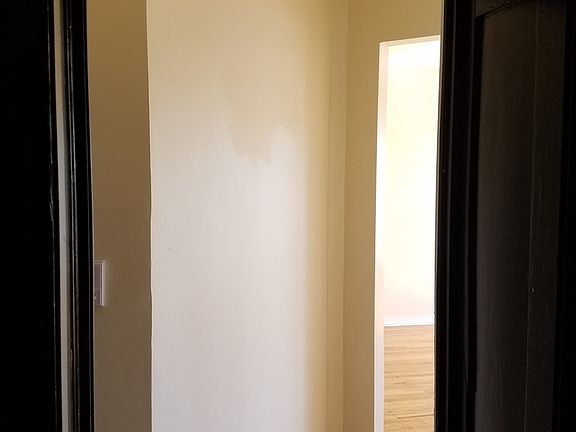 3rd image of 312 N Kedzie Ave #3