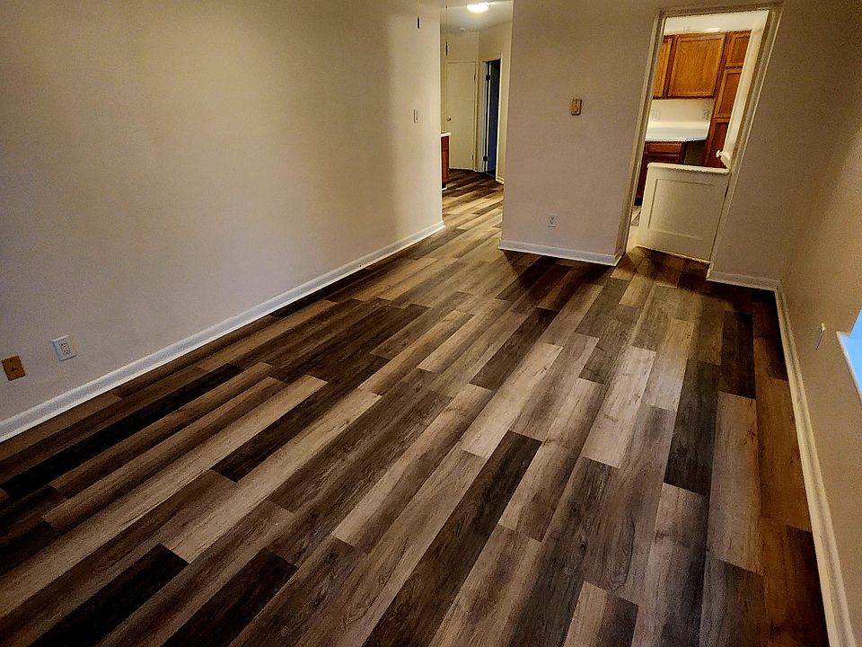 1st image of 28 Frederick St #12