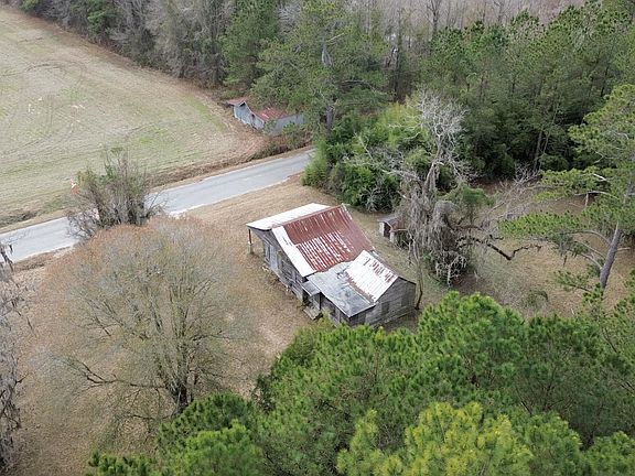 3rd image of 1465 Jakes Rd