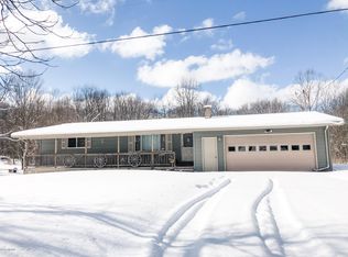 54622 California Rd, Dowagiac, MI 49047