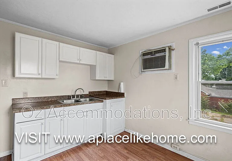 563 S Ash Ave #3 — Photo 11