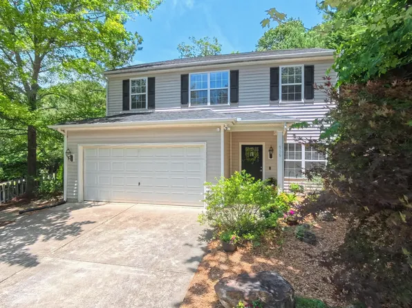 916 Woodside Park Ln, Durham, NC 27704