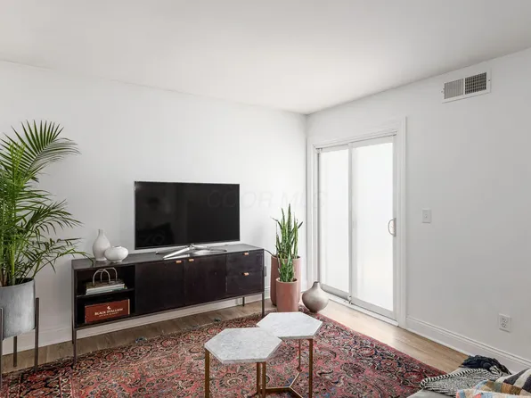 1075 Merrimar Cir N APT B, Columbus, OH 43220