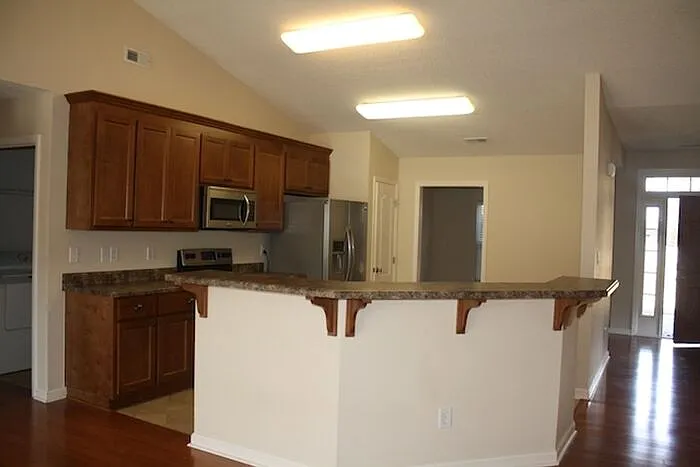 7010 Thornwood Ln SE — Photo 15