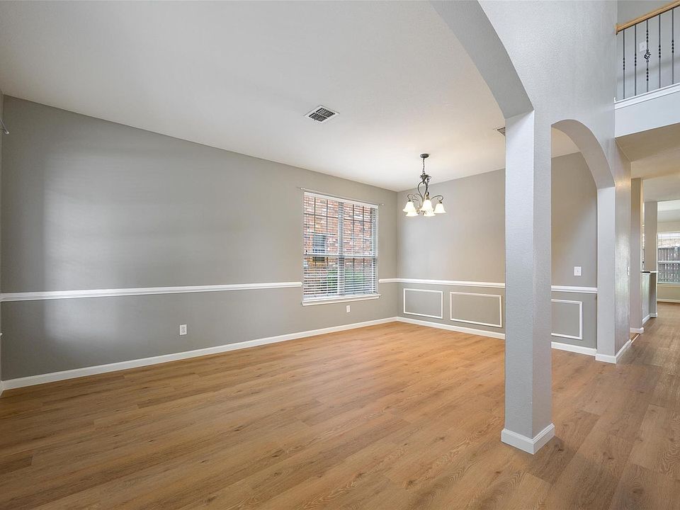 1st image of 7608 Archer Way