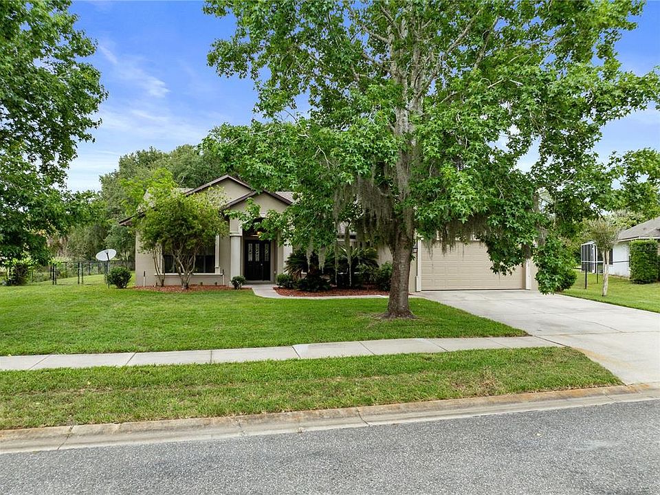 1st image of 4924 RAYLENE WAY