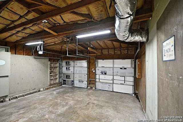571 W Merriweather St — Photo 22