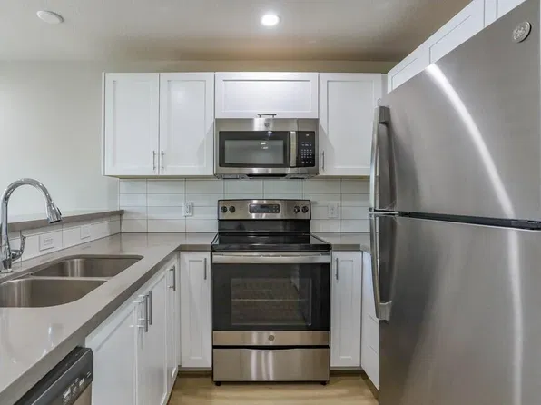 645 E 11th 1/2 St, Houston, TX