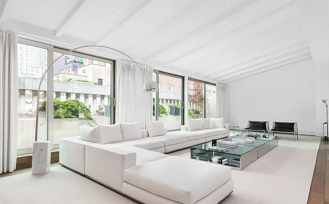 Rented by Compass | media 32