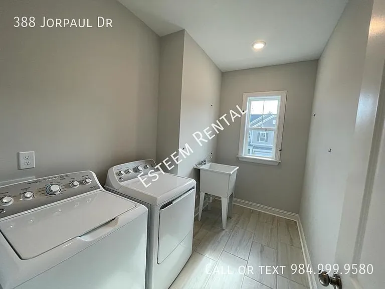 388 Jorpaul Dr — Photo 13