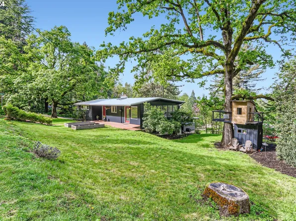 18717 Upper Midhill Dr, West Linn, OR 97068