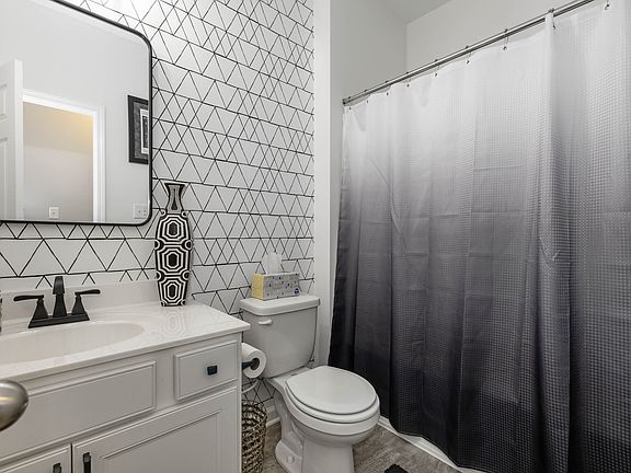 3rd image of 3406 Heathcliff Ct
