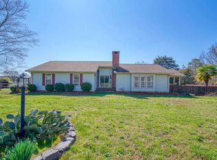 16 Herman Rd, Laurens, SC 29360