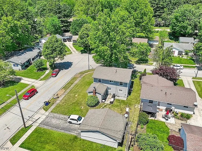 2369 Frederick Dr — Photo 37