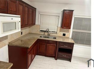 2538 Pleasant St, Riverside, CA 92507