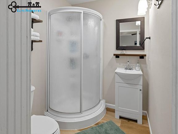 2nd image of 308 E Broadway St #1