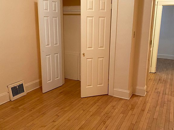 2nd image of 2200 W Vine St #1