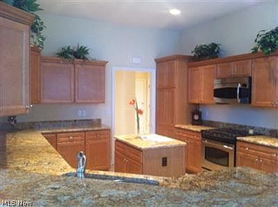 5th image of 5350 Muirfield Dr #81