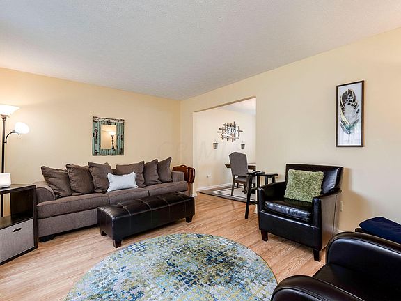 5th image of 440 Colony Park Dr