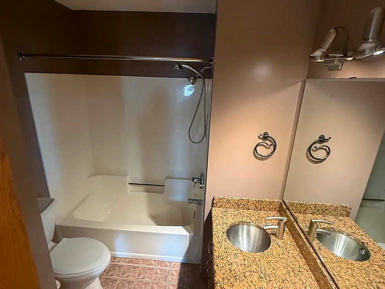 2215 Imperial Dr — Photo 19