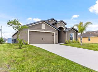 539 Hamwood St SW, Palm Bay, FL 32908